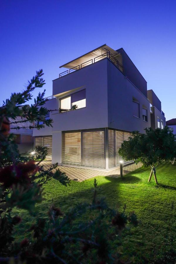 Caisa- Luxury Apartment 20 M From The Sea Задар Екстериор снимка